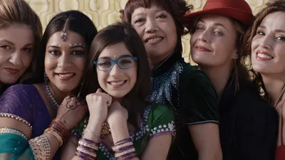 Çılgın Kardeşler - Babylon Sisters izle